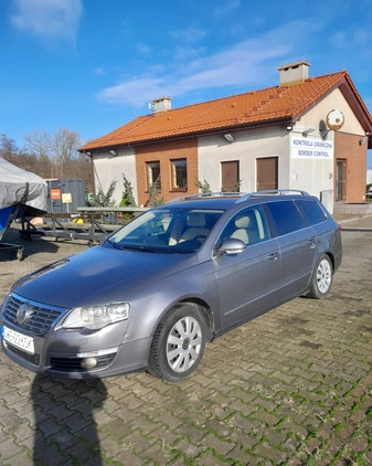 Volkswagen Passat cena 11500 przebieg: 388000, rok produkcji 2006 z Wejherowo małe 67